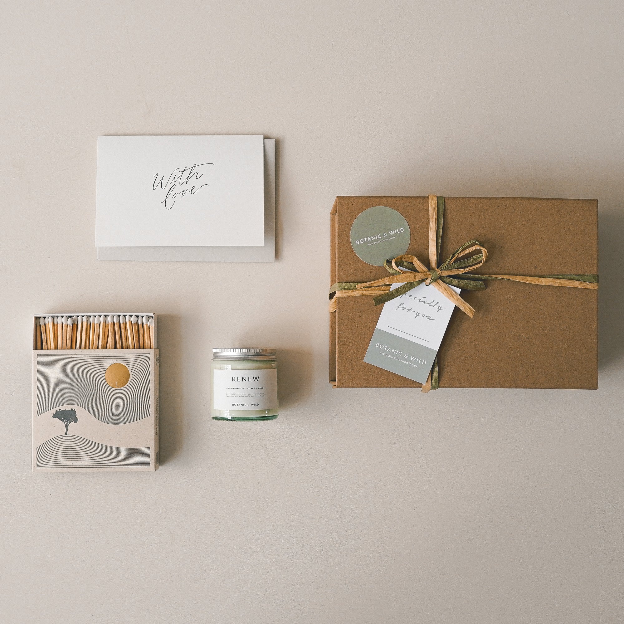 AROMATHERAPY CANDLE & MATCHES Gift Set