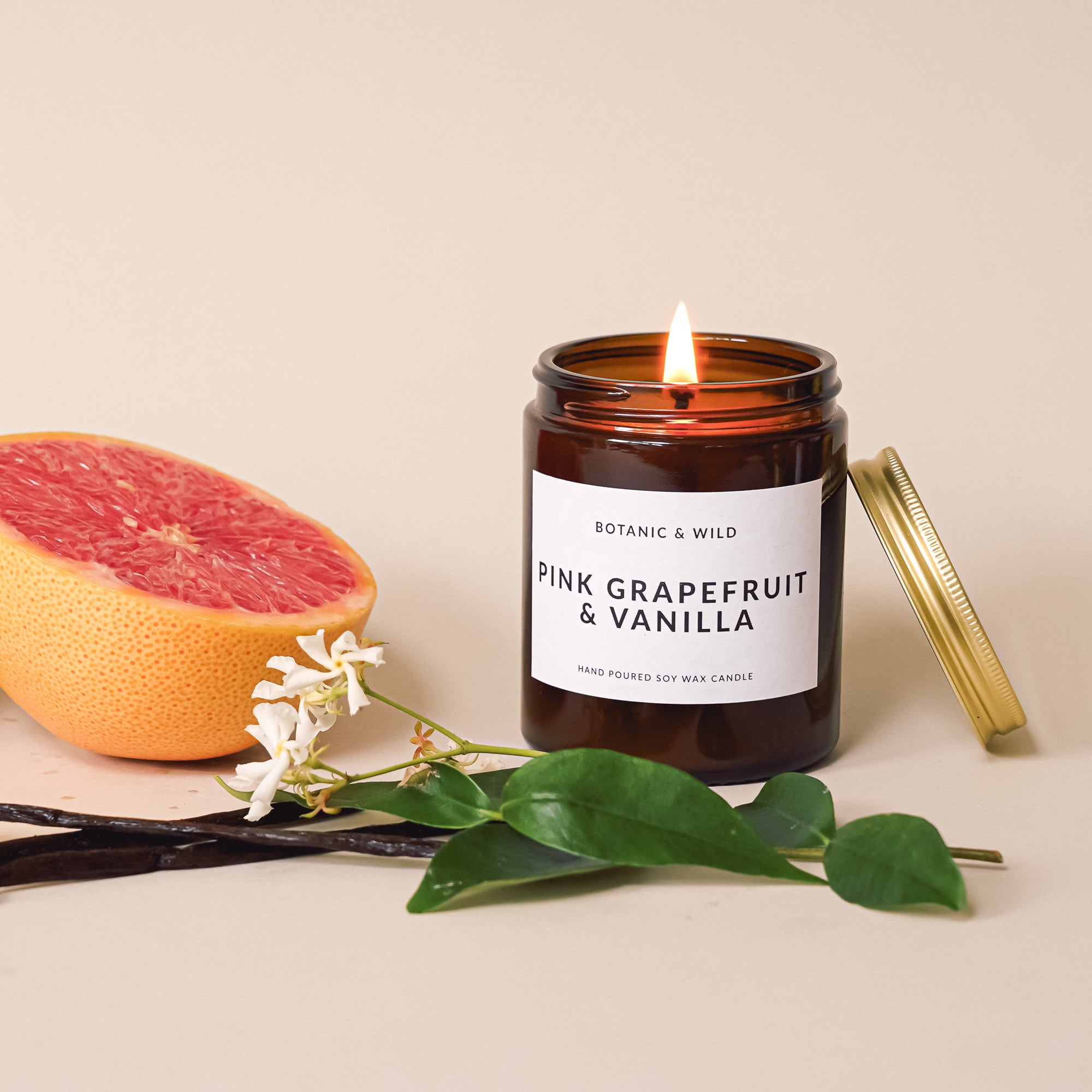 PINK GRAPEFRUIT & VANILLA Scented Soy Candle