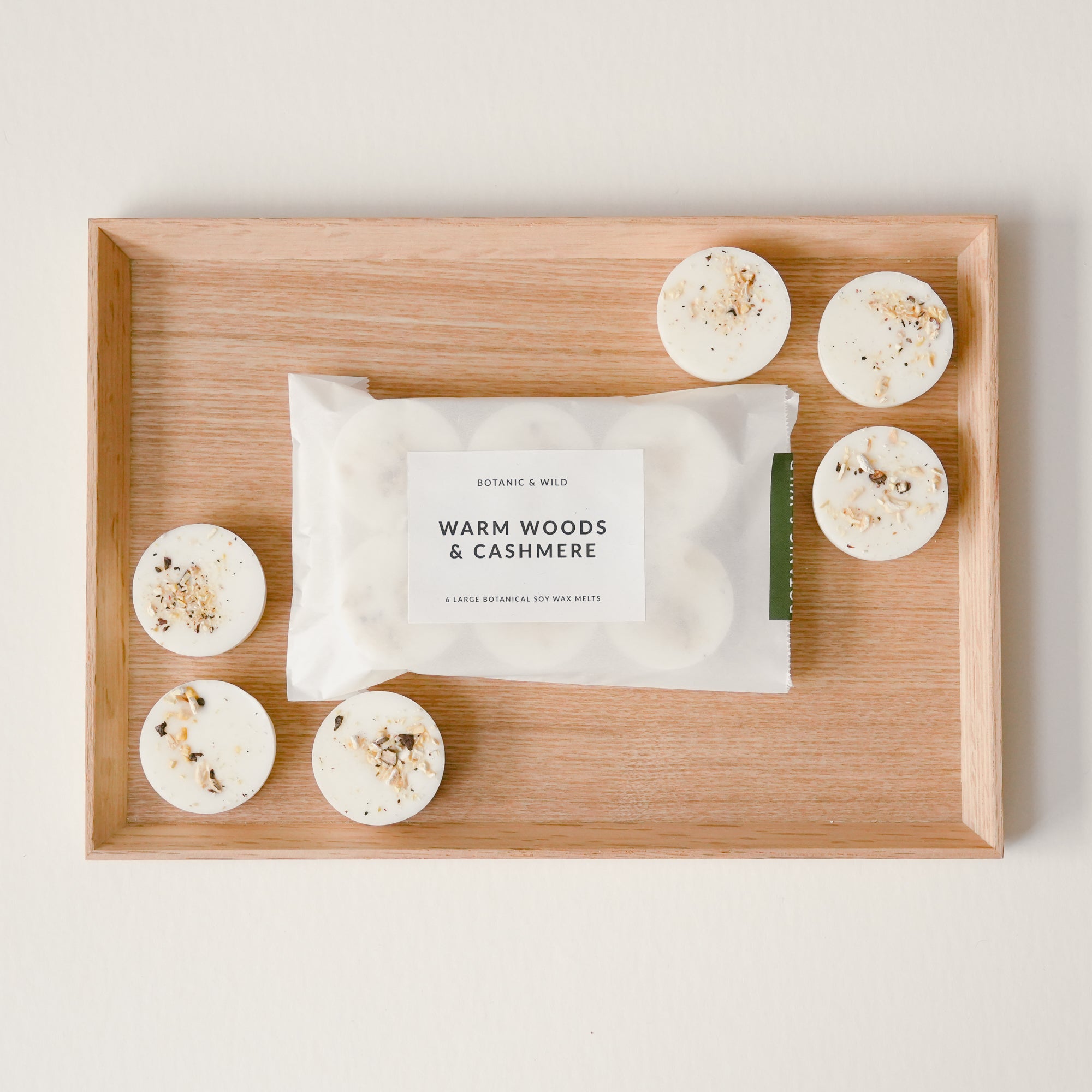 WARM WOODS & CASHMERE Botanical Soy Wax Melts